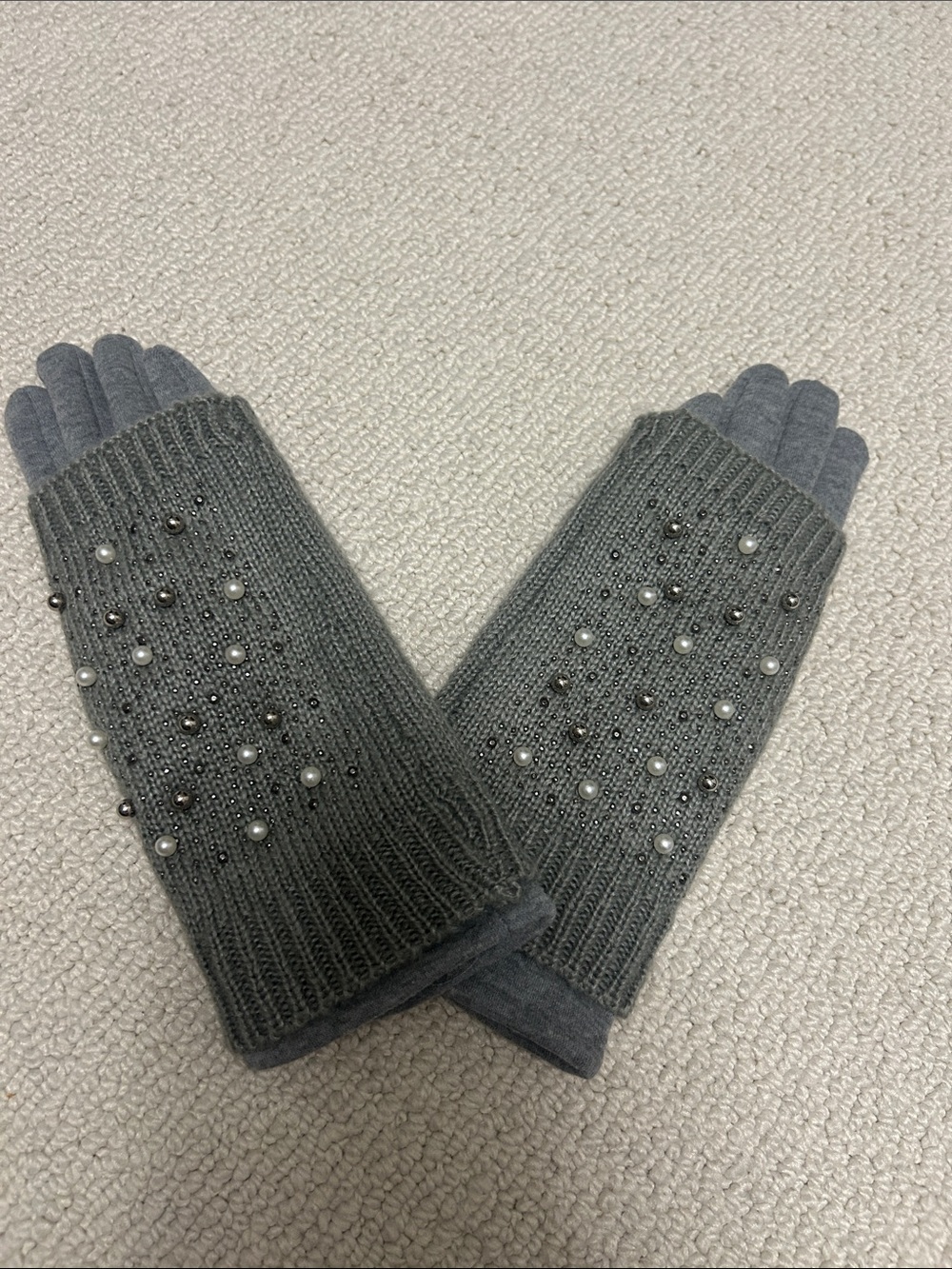 Pearl-Embellished Gray Knit Finger Gloves - Women Accessories